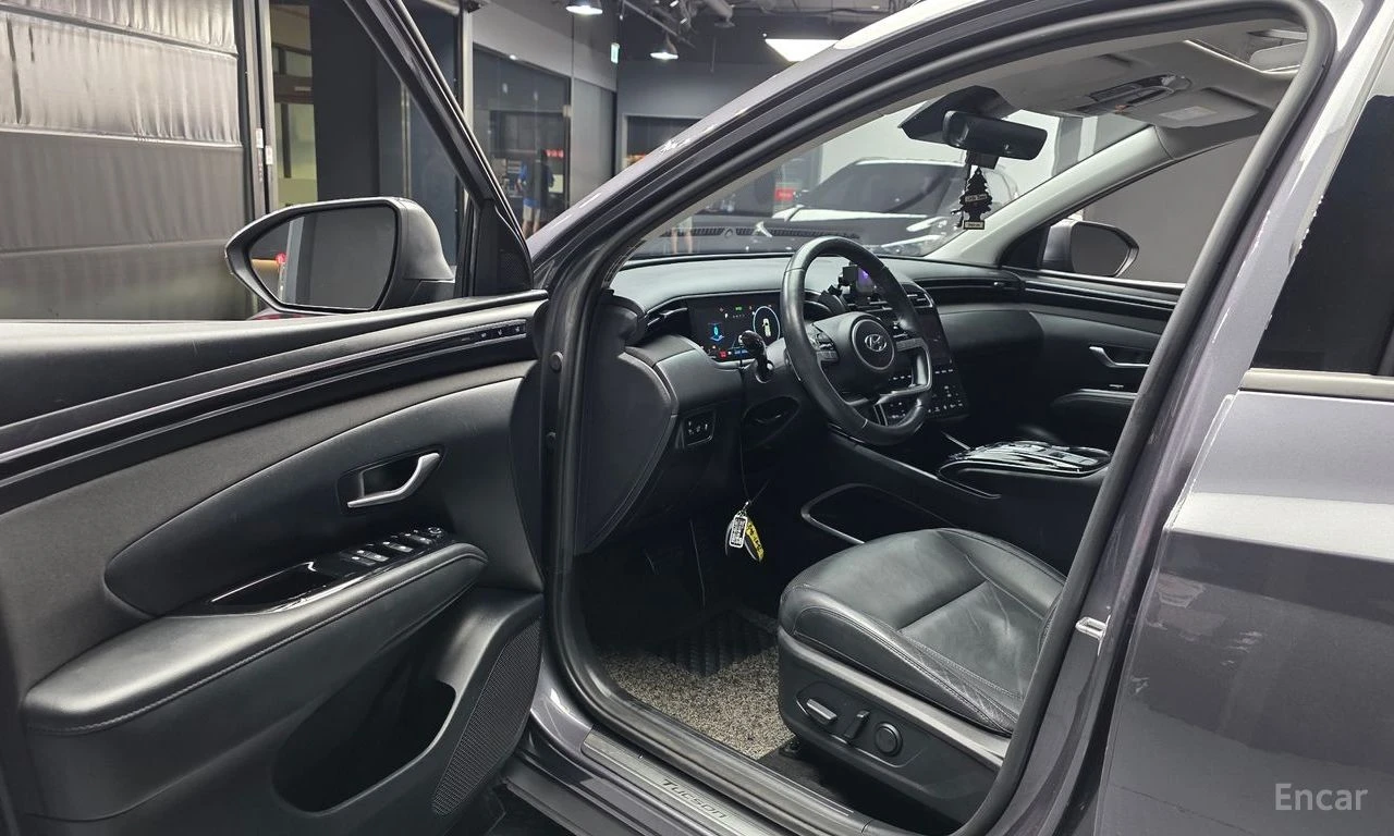 Hyundai Tucson * КРАЙНА ЦЕНА ДО БЪЛГАРИЯ * АВТОКРЕДИТ, снимка 16 - Автомобили и джипове - 55542129