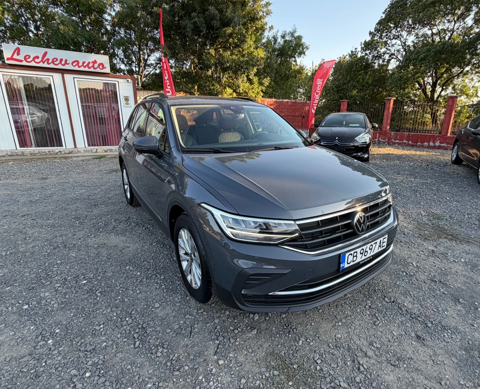 VW Tiguan Facelift 2.0d (150hp) Automatic EURO 6B ЛИЗИНГ, снимка 3 - Автомобили и джипове - 55741954