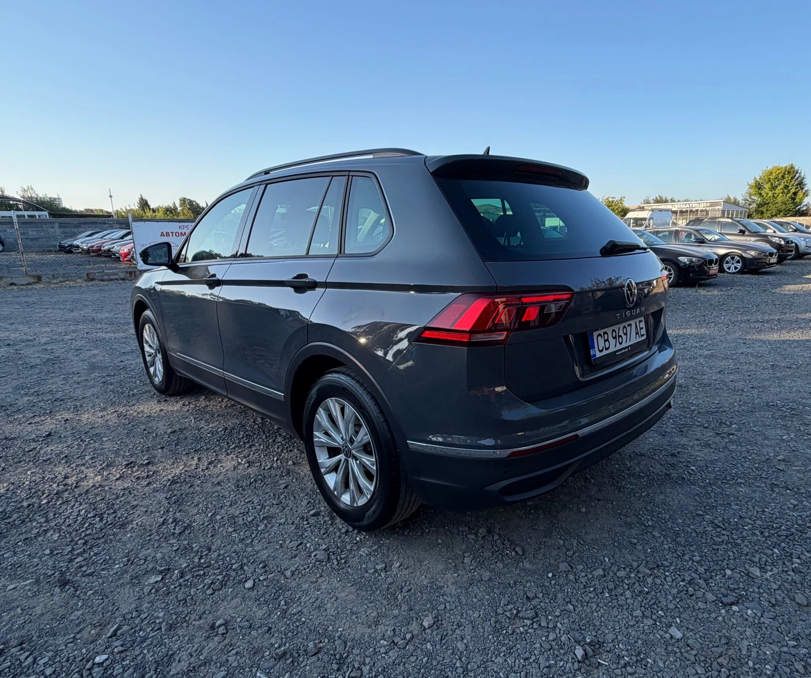 VW Tiguan Facelift 2.0d (150hp) Automatic EURO 6B ЛИЗИНГ, снимка 7 - Автомобили и джипове - 55741954