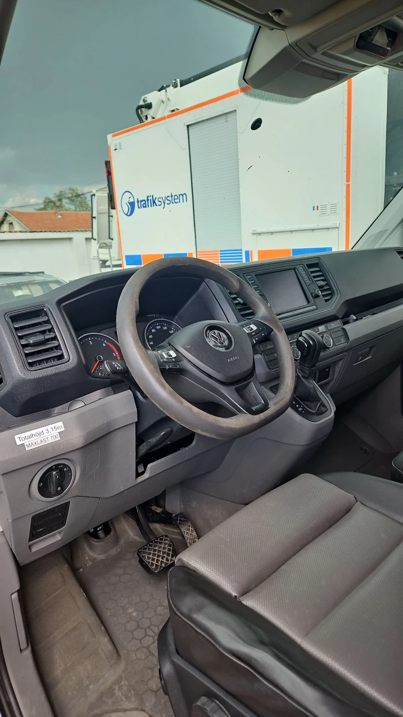 VW Crafter Фургон , снимка 3 - Бусове и автобуси - 52030478