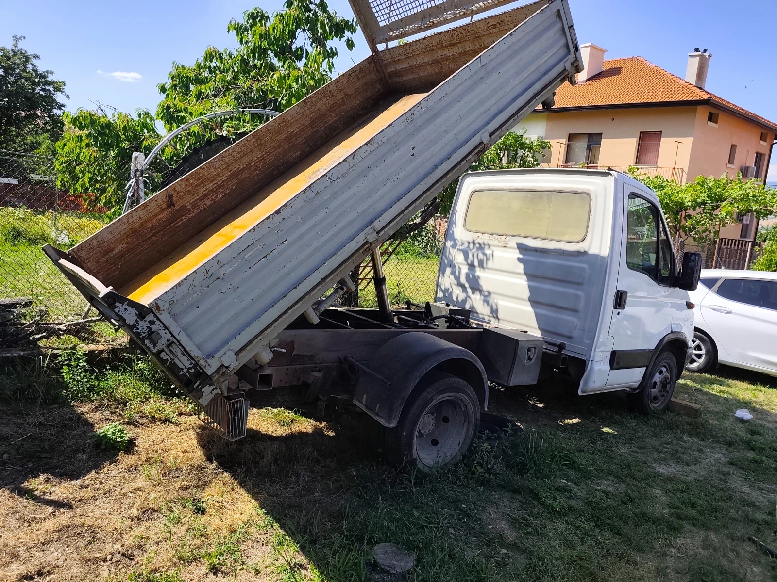 Iveco Daily 2.8D 35-9 Самосвал, снимка 12 - Бусове и автобуси - 55447933
