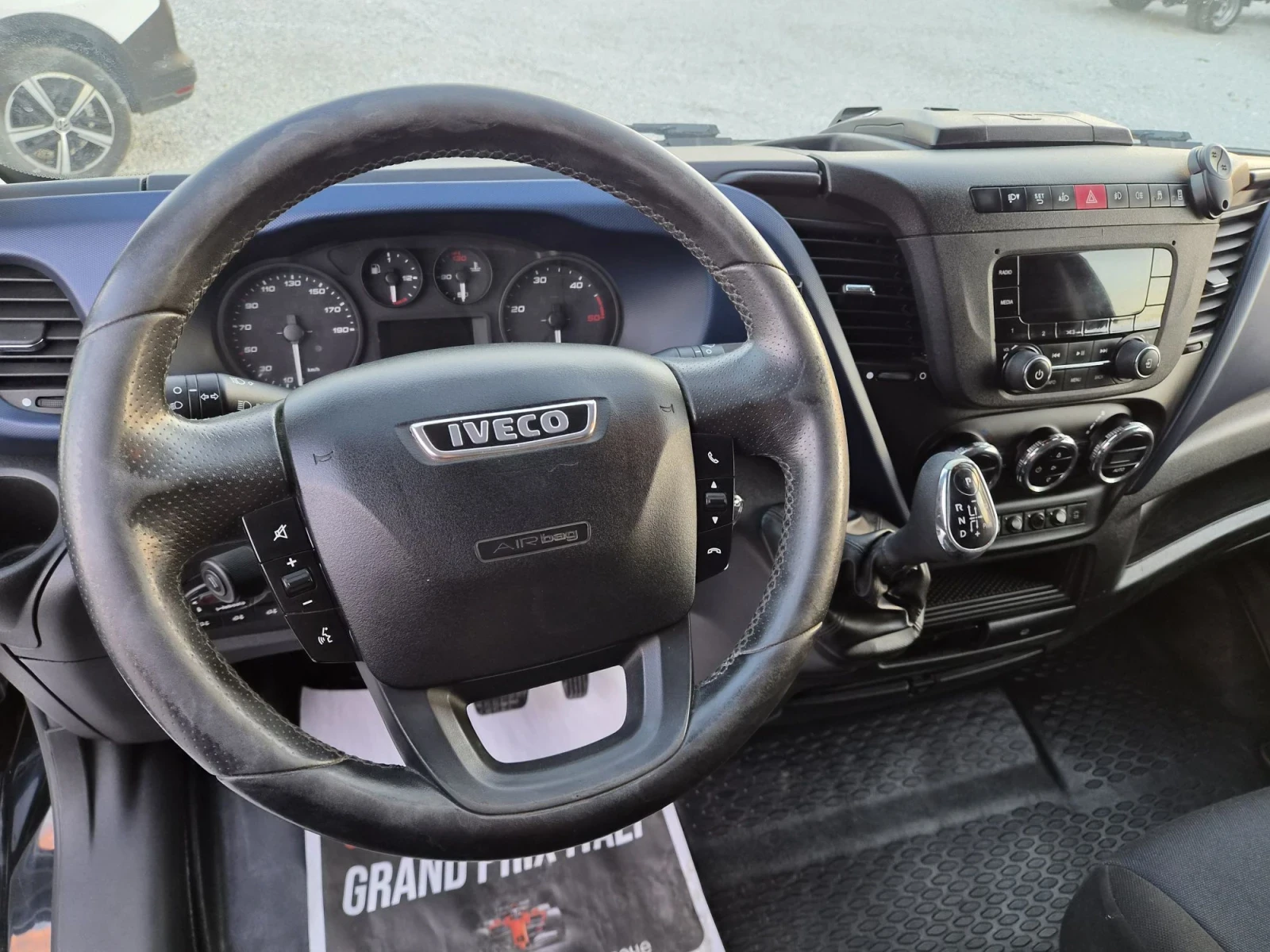 Iveco Daily 35 - 210 * Макси * Клима * Автомат * Две врати стр, снимка 10 - Бусове и автобуси - 55905352