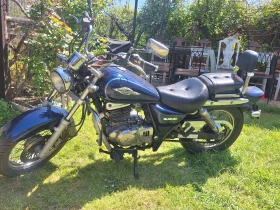 Suzuki Marauder 