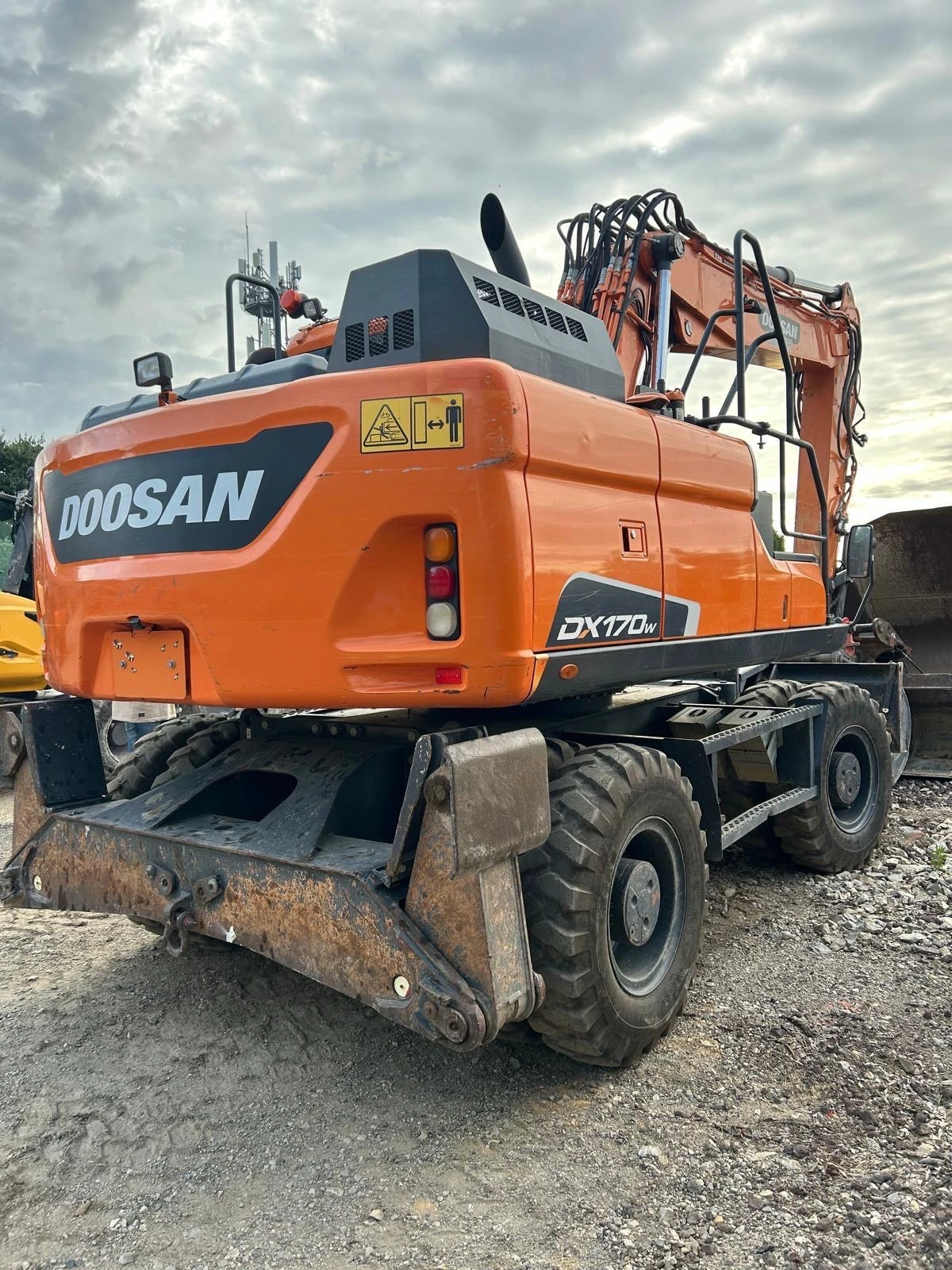 Багер DOOSAN DX 170 W С ТРИ КОФИ ЛИЗИНГ - изображение 3