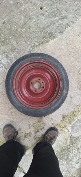 Гуми с джанти Continental 115/70R15, снимка 2 - Гуми и джанти - 52740933