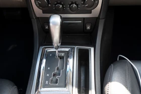Chrysler 300c 6.1 HEMI SRT, снимка 13