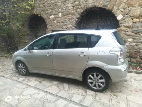 Toyota Corolla verso, снимка 2