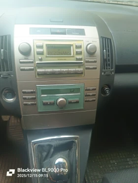 Toyota Corolla verso, снимка 8