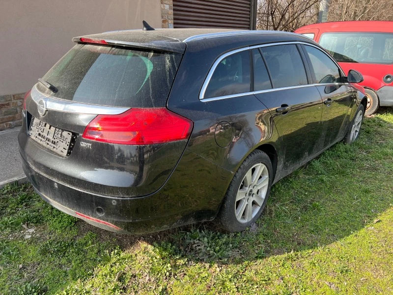 Opel Insignia, снимка 3 - Автомобили и джипове - 44508431