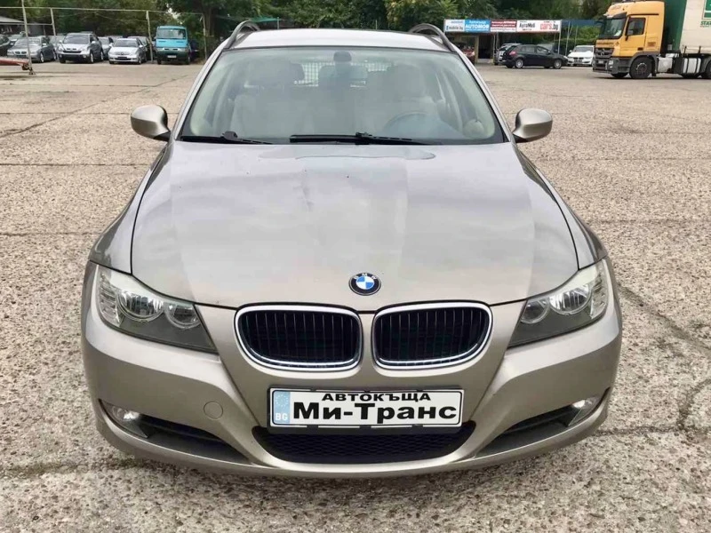 BMW 320 D ФЕЙСЛИФТ, снимка 2 - Автомобили и джипове - 46748956