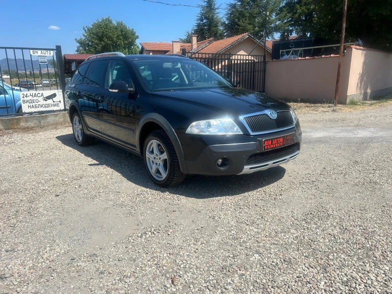 Skoda Octavia Scout 4х4 2.0 FSI , КОЖА, ПОДГРЕВ, снимка 1 - Автомобили и джипове - 46908071