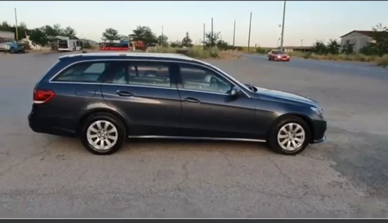 Mercedes-Benz E 200 Евро 6 Blutec, снимка 2 - Автомобили и джипове - 48330087