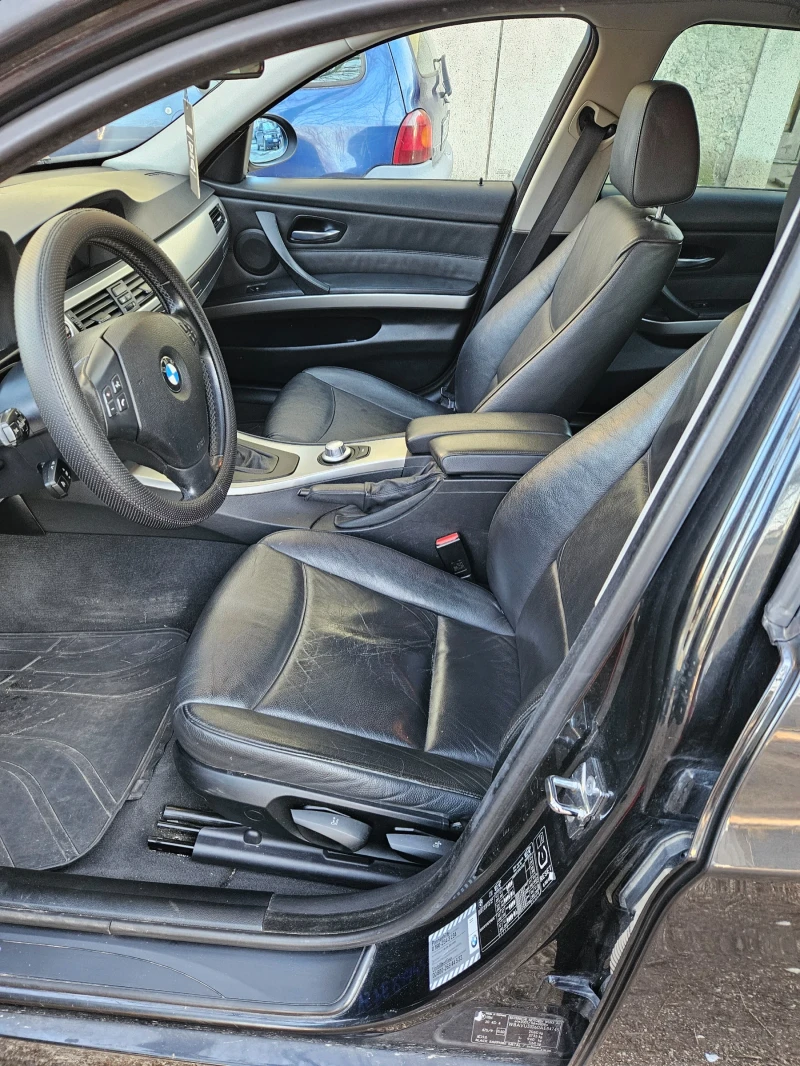 BMW 320 Автоматик, снимка 8 - Автомобили и джипове - 49229618