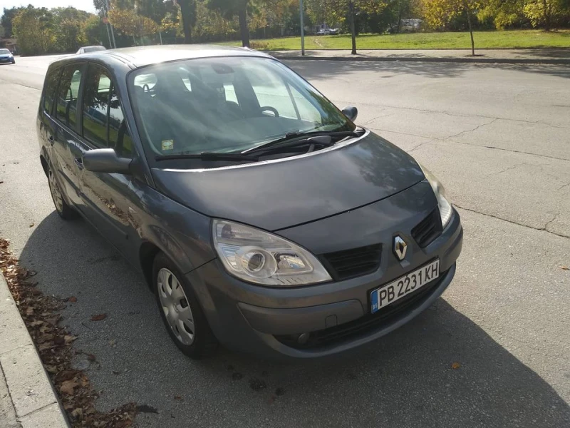 Renault Scenic II, снимка 5 - Автомобили и джипове - 49371316