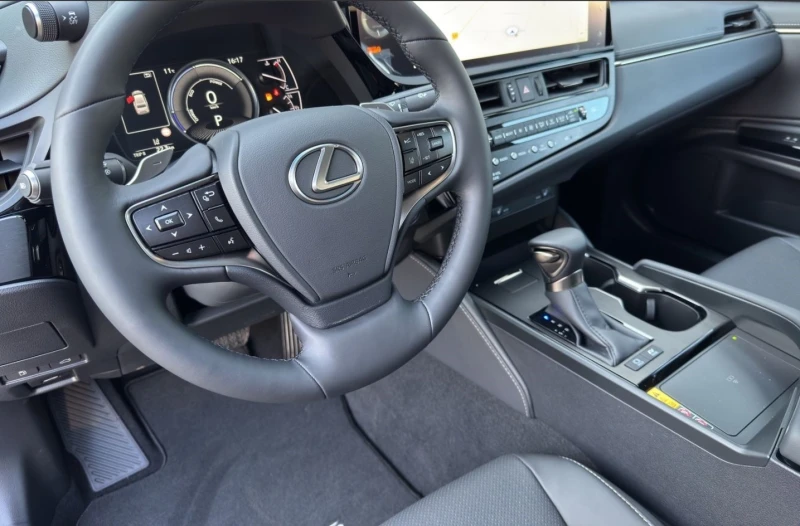 Lexus ES 300 h Hybrid FWD , снимка 9 - Автомобили и джипове - 50084178