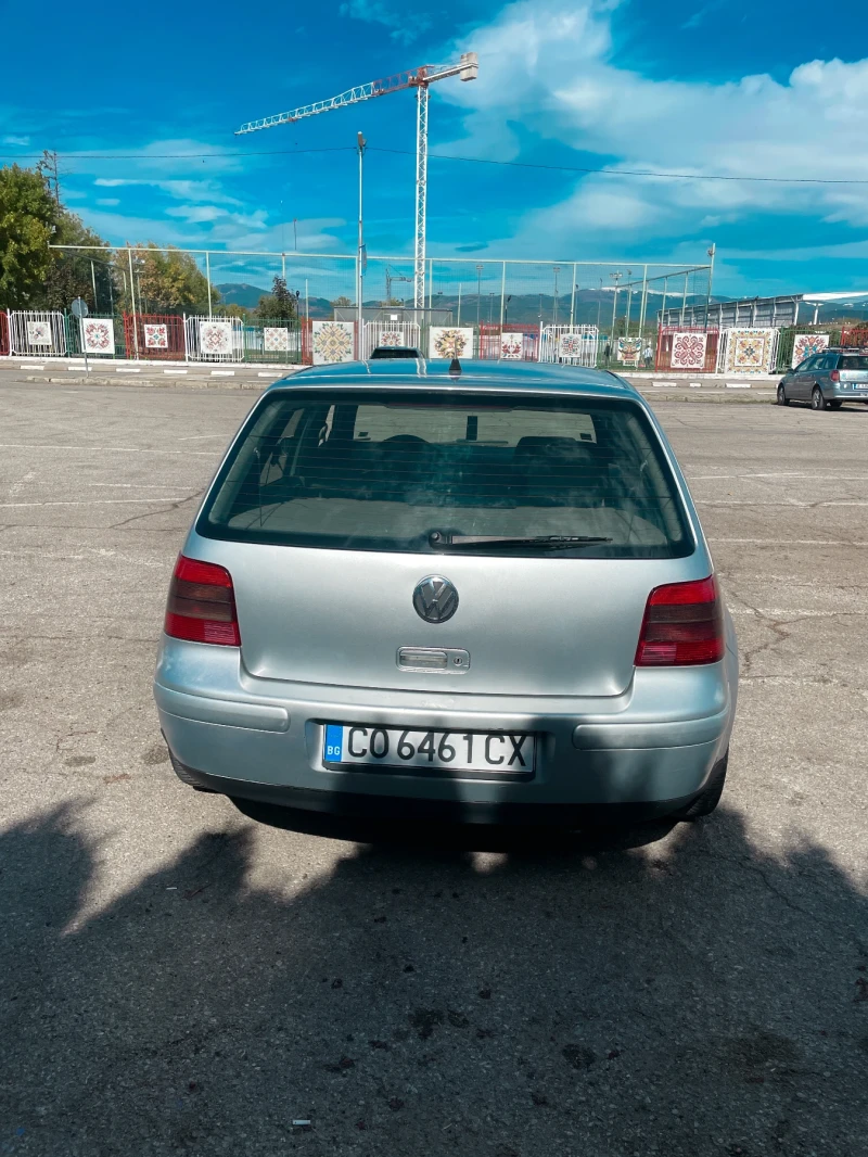 VW Golf, снимка 5 - Автомобили и джипове - 52381942