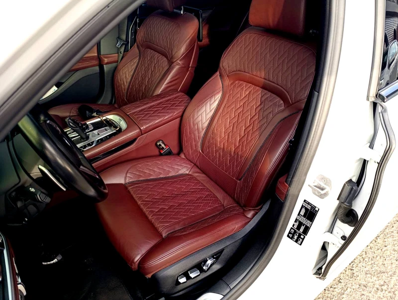 BMW 750 Li XDrive MPaket, снимка 10 - Автомобили и джипове - 52617019