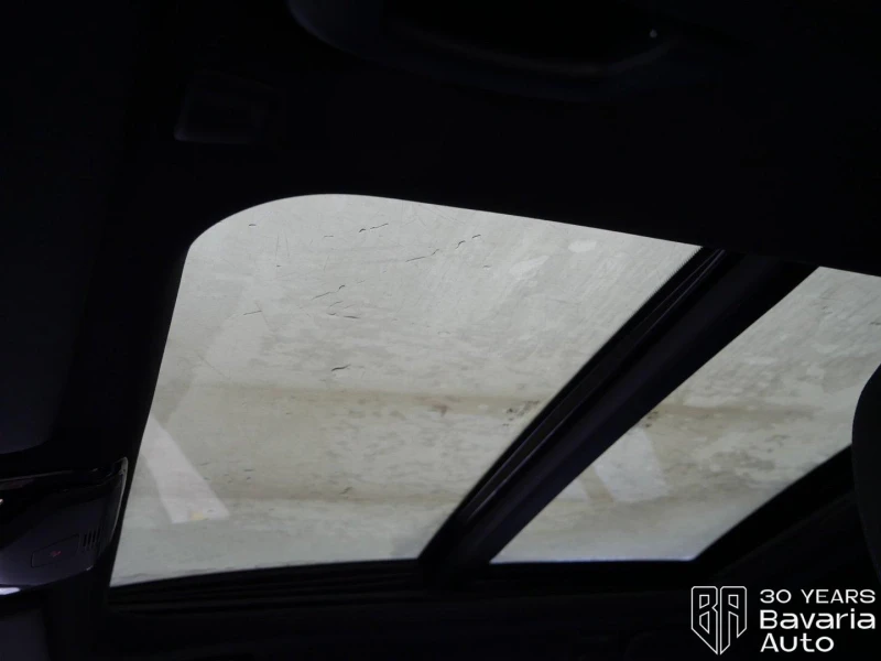 BMW 330 e Touring M Sport Paket Sportautomatic, снимка 9 - Автомобили и джипове - 52669507