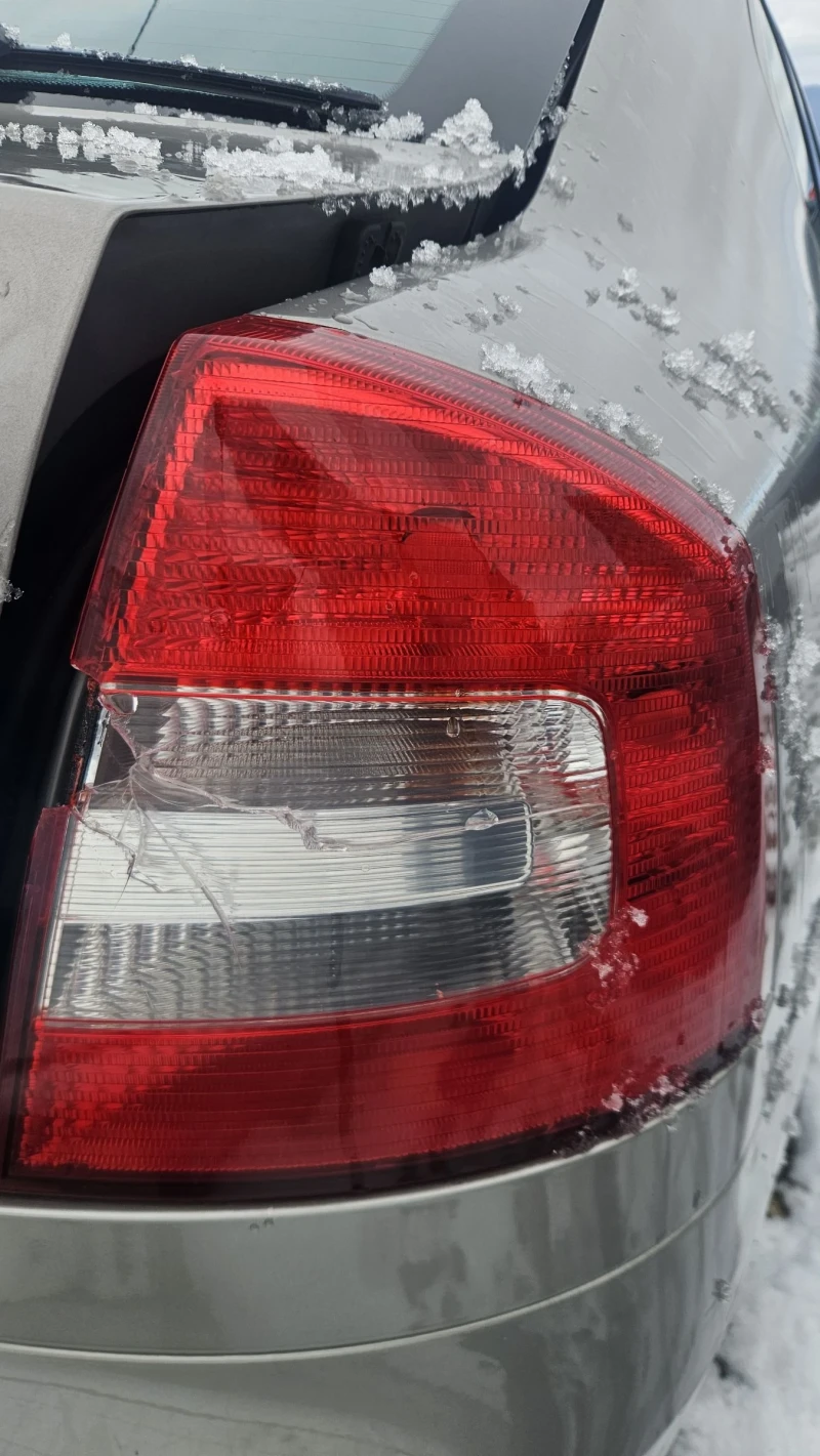 Skoda Octavia 1.9tdi.105ks.k?imatronik, снимка 9 - Автомобили и джипове - 53095789