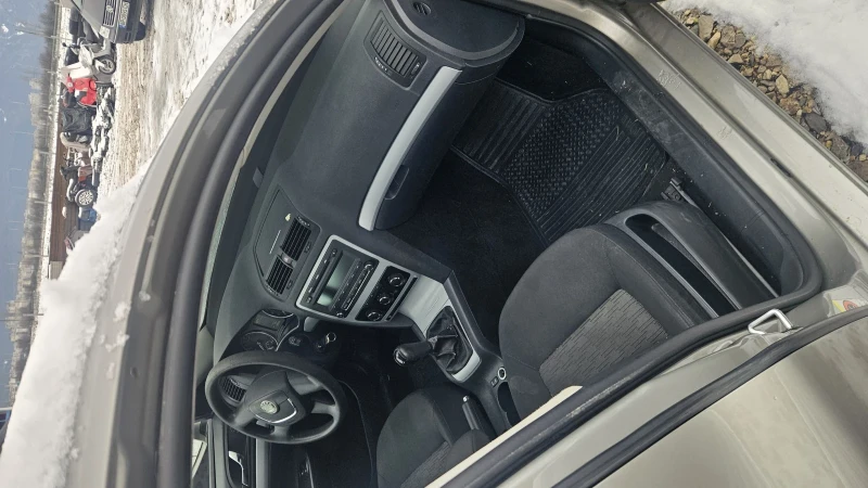 Skoda Octavia 1.9tdi.105ks.k?imatronik, снимка 2 - Автомобили и джипове - 53095789