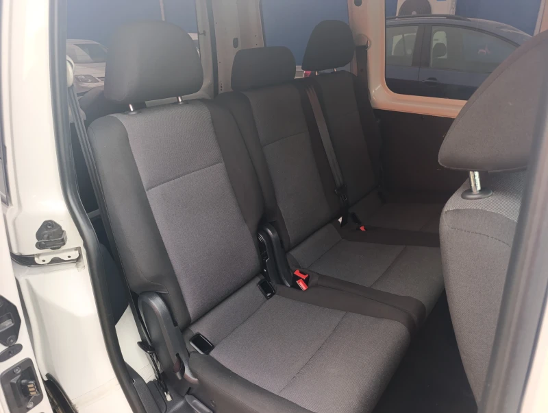 VW Caddy 1.4 TSI 130к.с., снимка 11 - Автомобили и джипове - 53180817