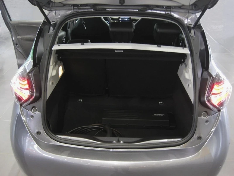 Renault Zoe E-Tech Iconic 52kWh CCS, снимка 17 - Автомобили и джипове - 53520270