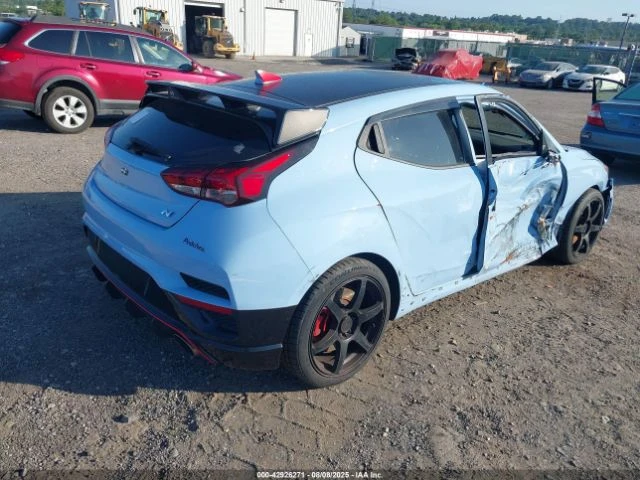 Hyundai Veloster   - изображение 6