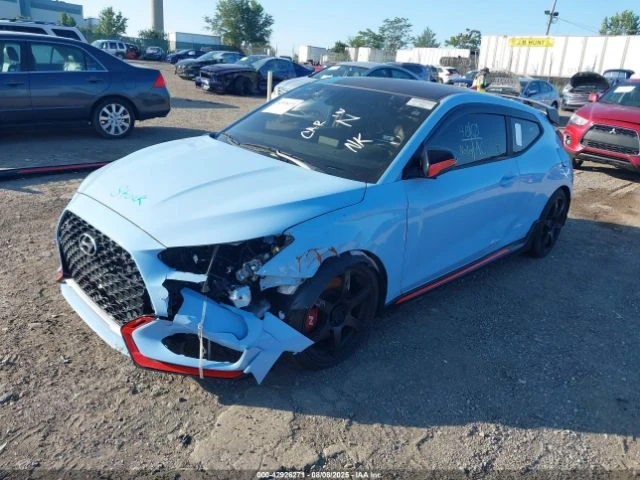 Hyundai Veloster   - изображение 3