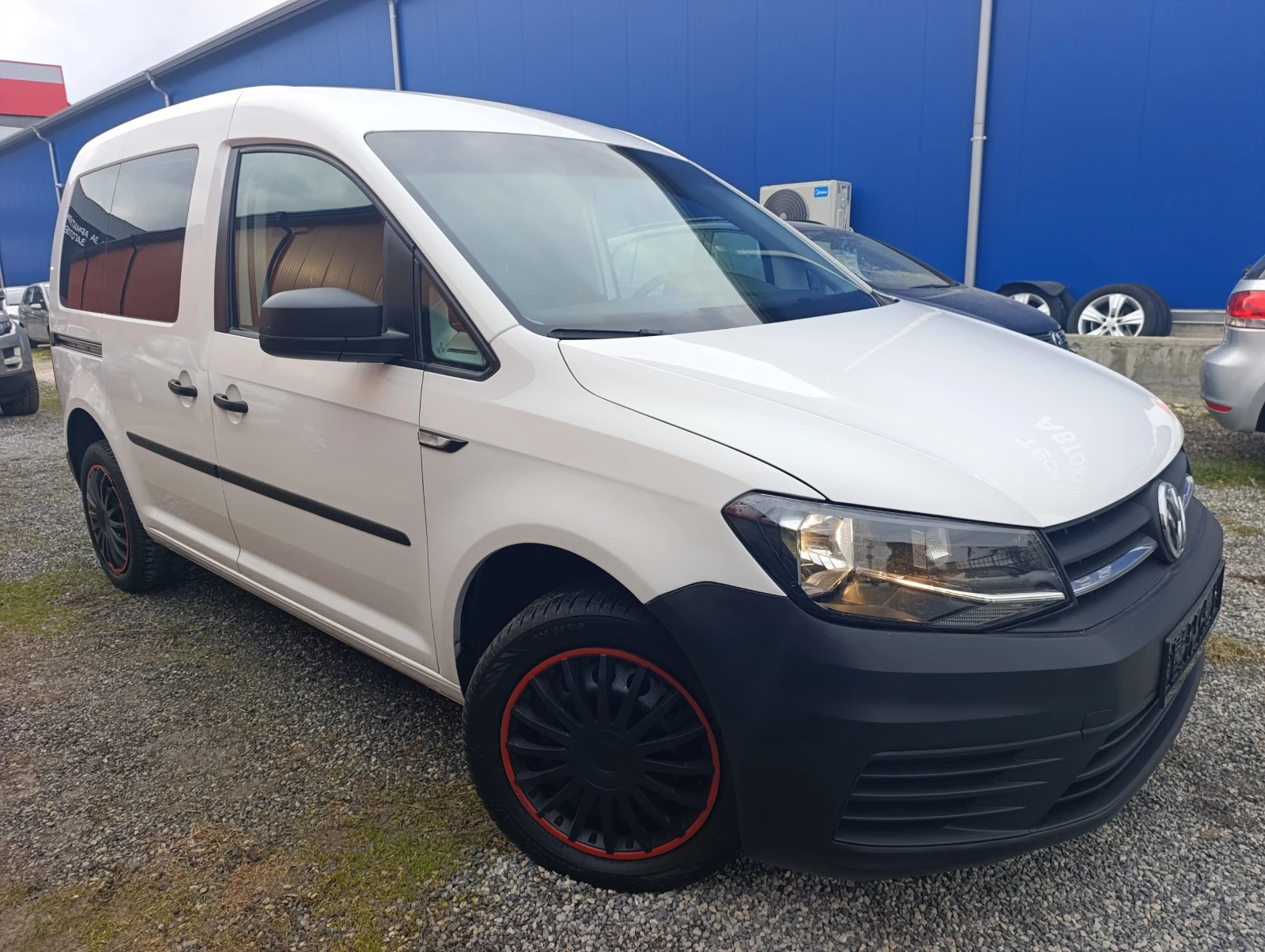VW Caddy 1.4 TSI 130к.с., снимка 1