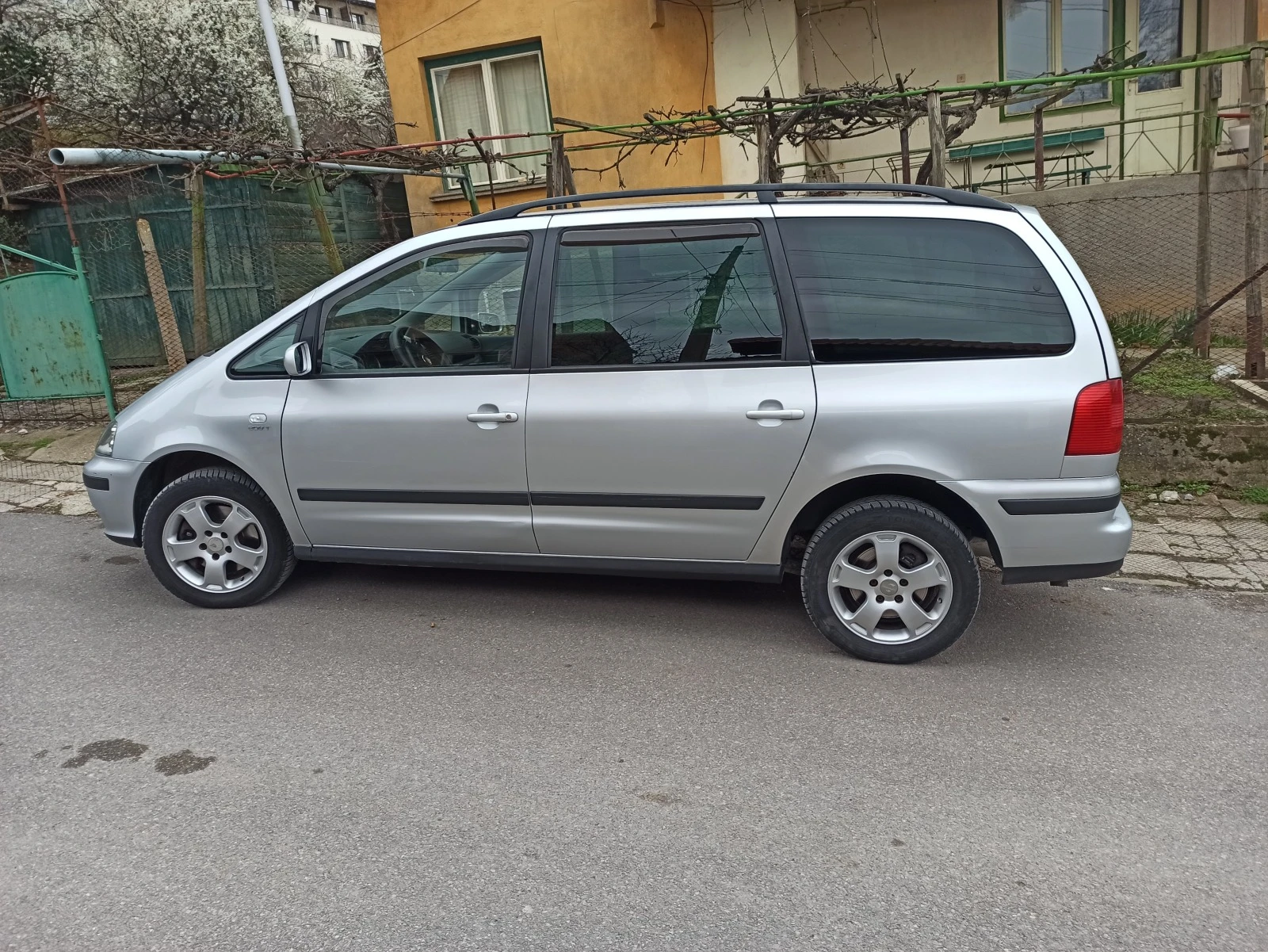 Seat Alhambra  - изображение 7