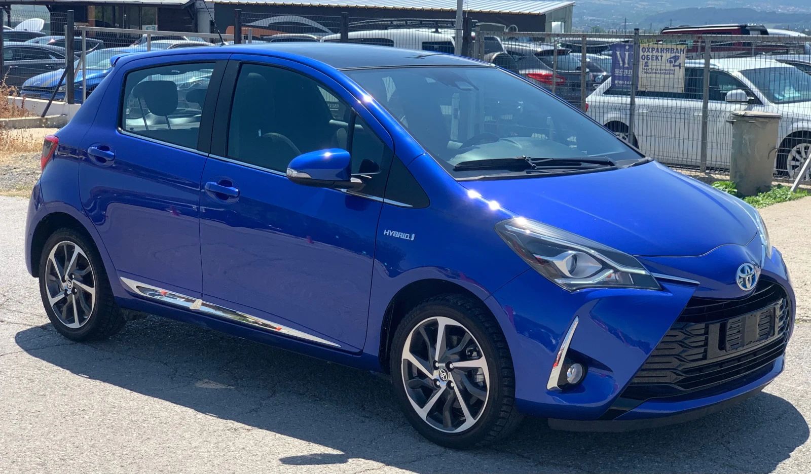 Toyota Yaris 1.5HYBRID - изображение 3