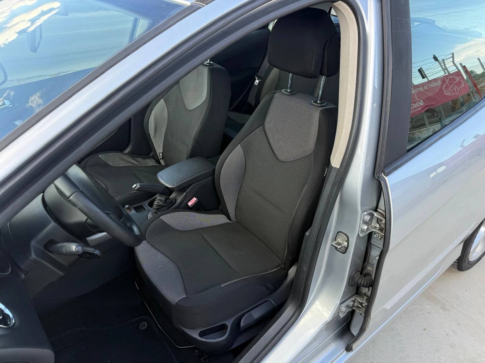 Peugeot 308 1.6 HDI Климатроник/Собствен лизинг - изображение 10