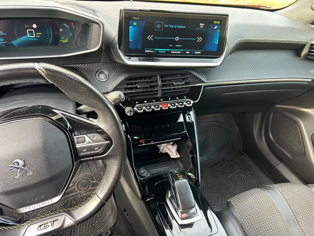 Peugeot 2008 e-Allure - изображение 10