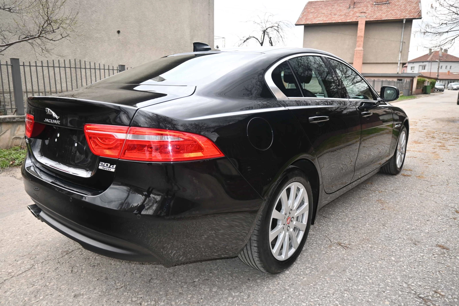 Jaguar XE 4X4= 170ks | Mobile.bg   6