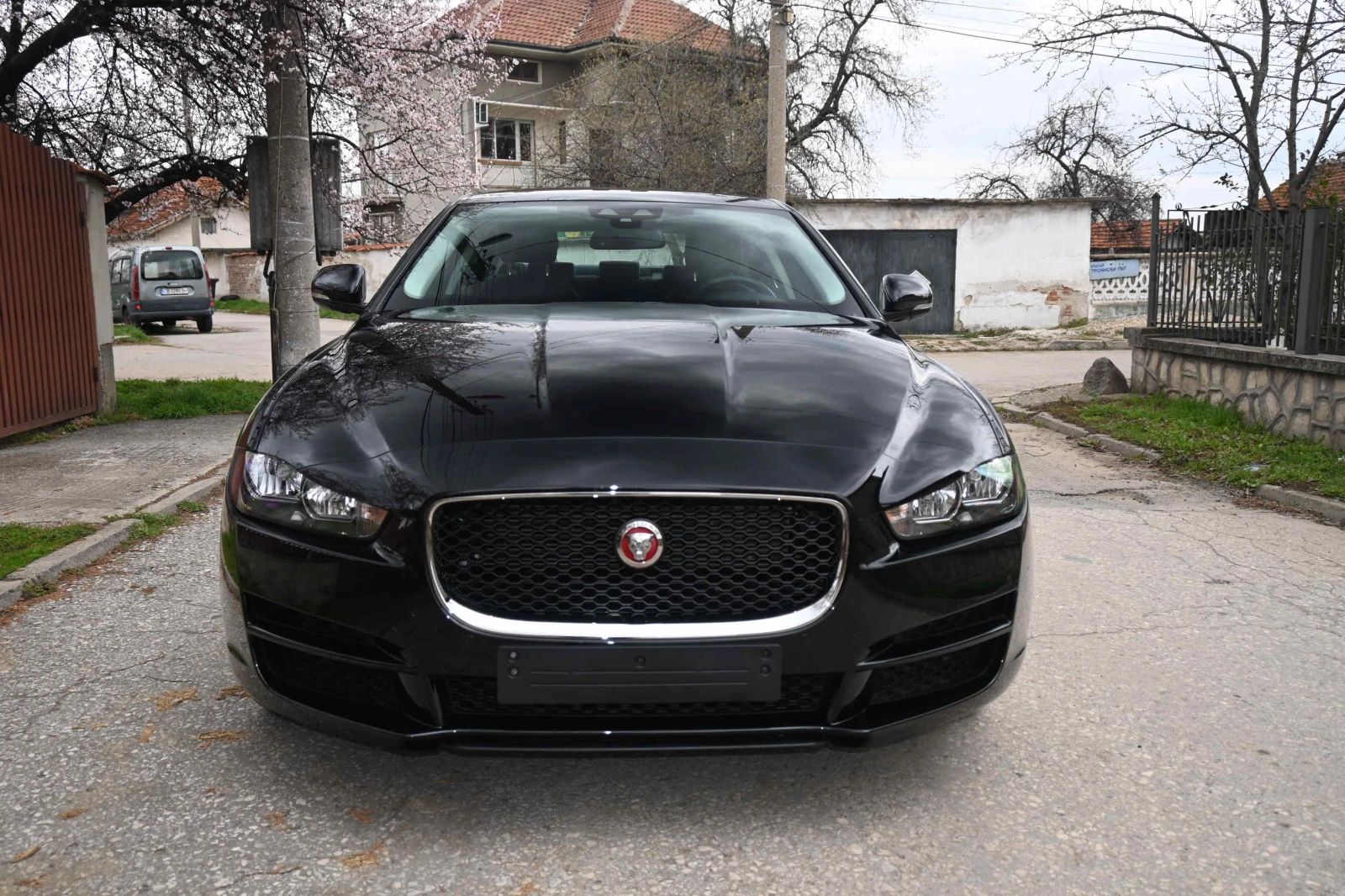 Jaguar XE 4X4= 170ks | Mobile.bg   1