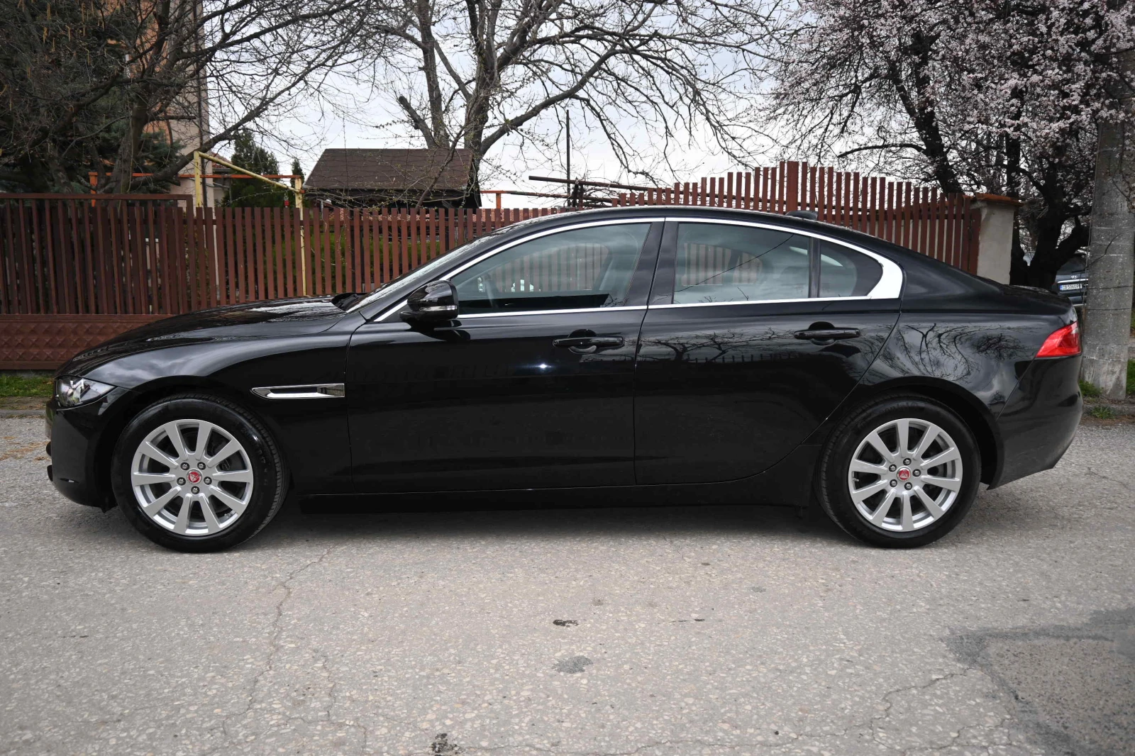 Jaguar XE 4X4= 170ks | Mobile.bg   3