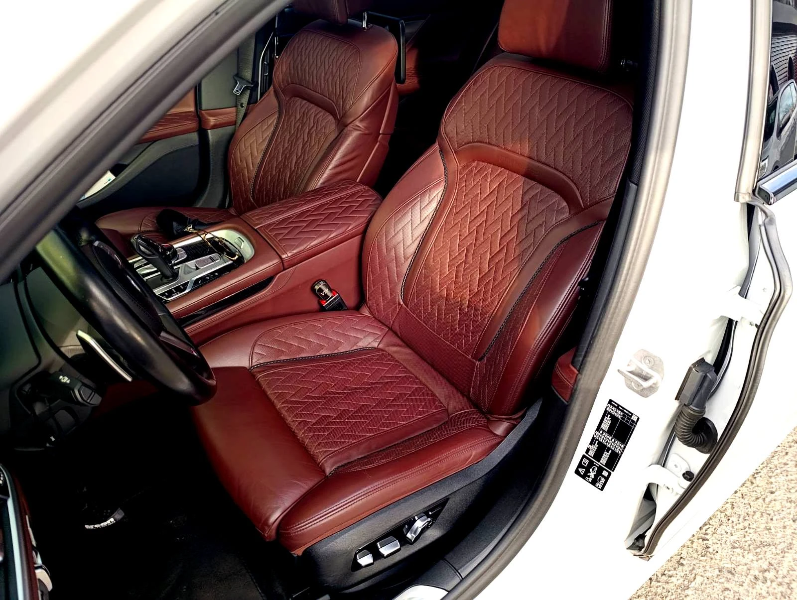 BMW 750 Li XDrive MPaket - изображение 10