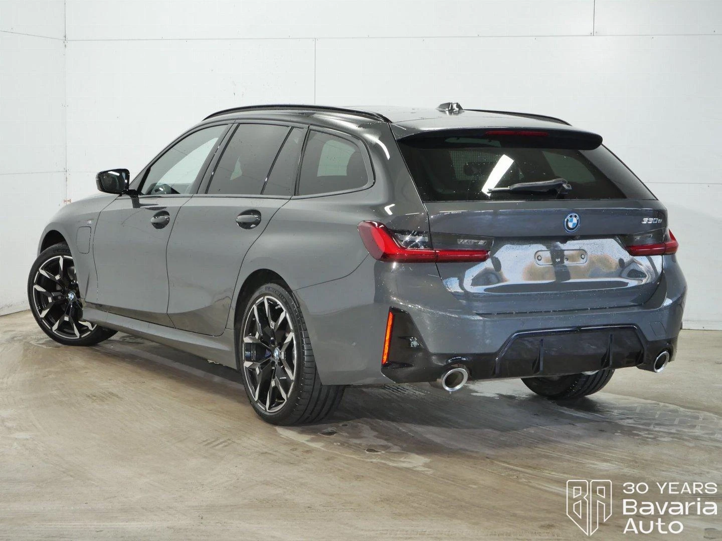 BMW 330 e Touring M Sport Paket Sportautomatic | Mobile.bg   2