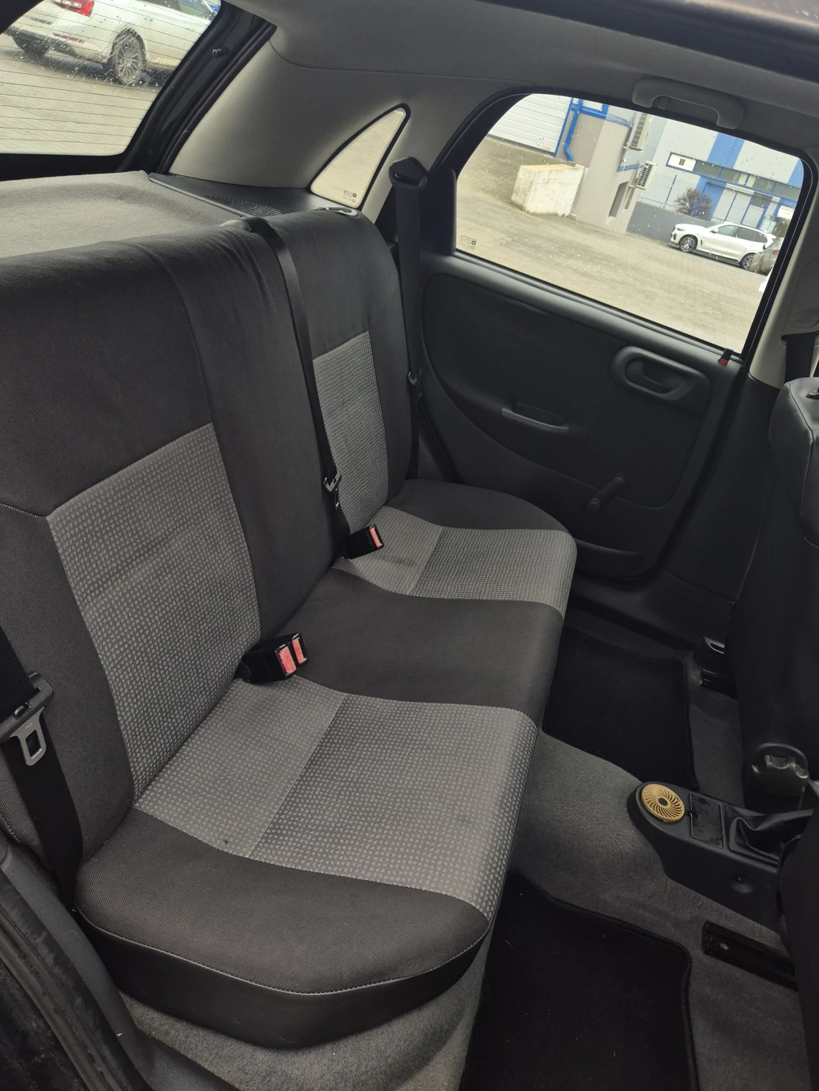 Opel Corsa  - изображение 7