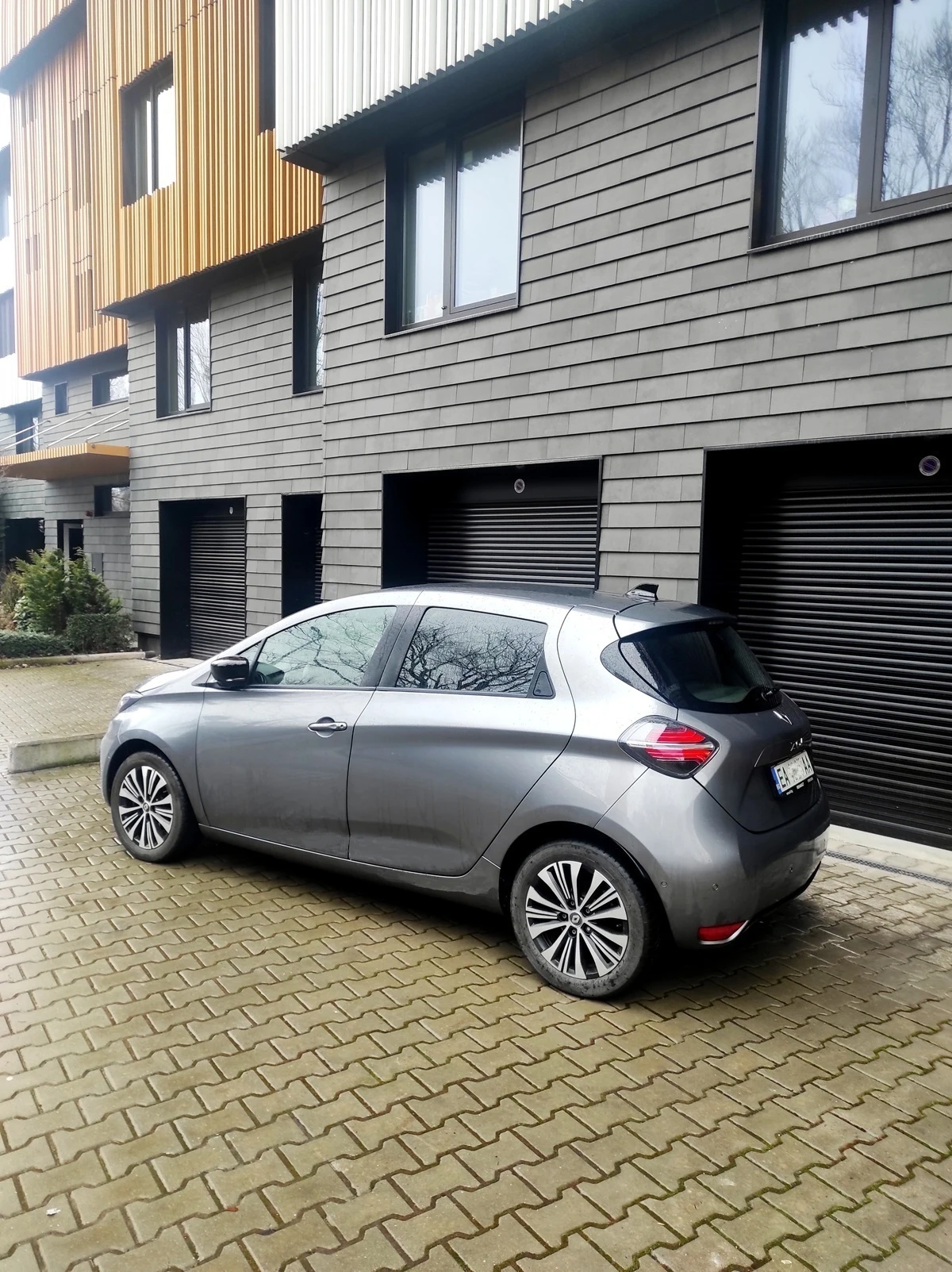 Renault Zoe E-Tech Iconic 52kWh CCS - изображение 5