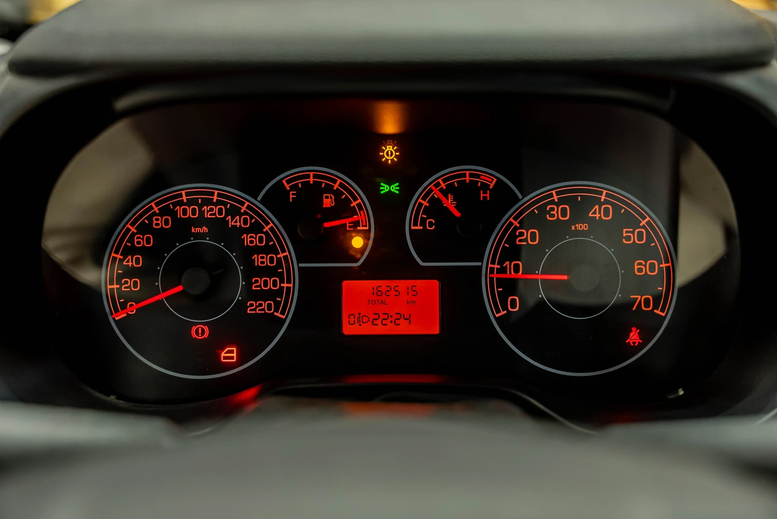 Fiat Punto, снимка 15 - Автомобили и джипове - 53732991