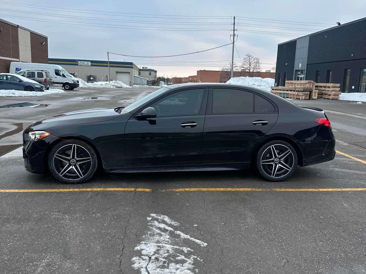 Mercedes-Benz C 300 * CARFAX * ПАНОРАМА * KEYLESS * ПОДГРЕВИ, снимка 2 - Автомобили и джипове - 53746321