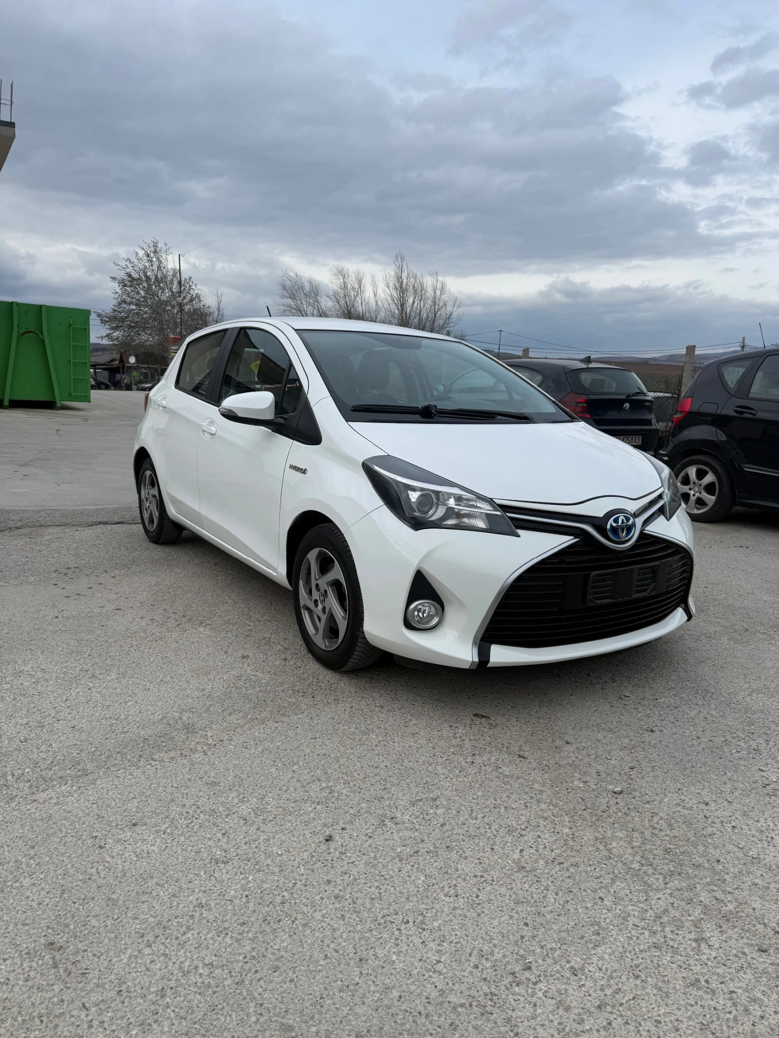 Toyota Yaris 1, 5I-HIBRID-EURO6B, снимка 3 - Автомобили и джипове - 53916004