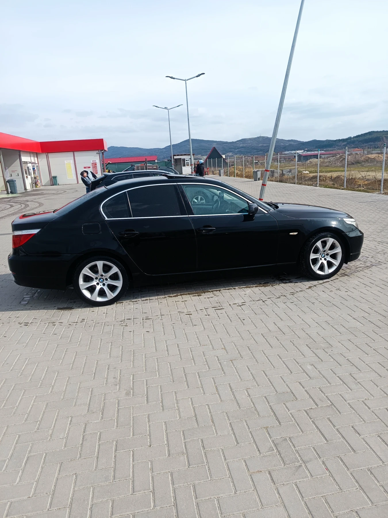 BMW 525, снимка 3 - Автомобили и джипове - 53926633