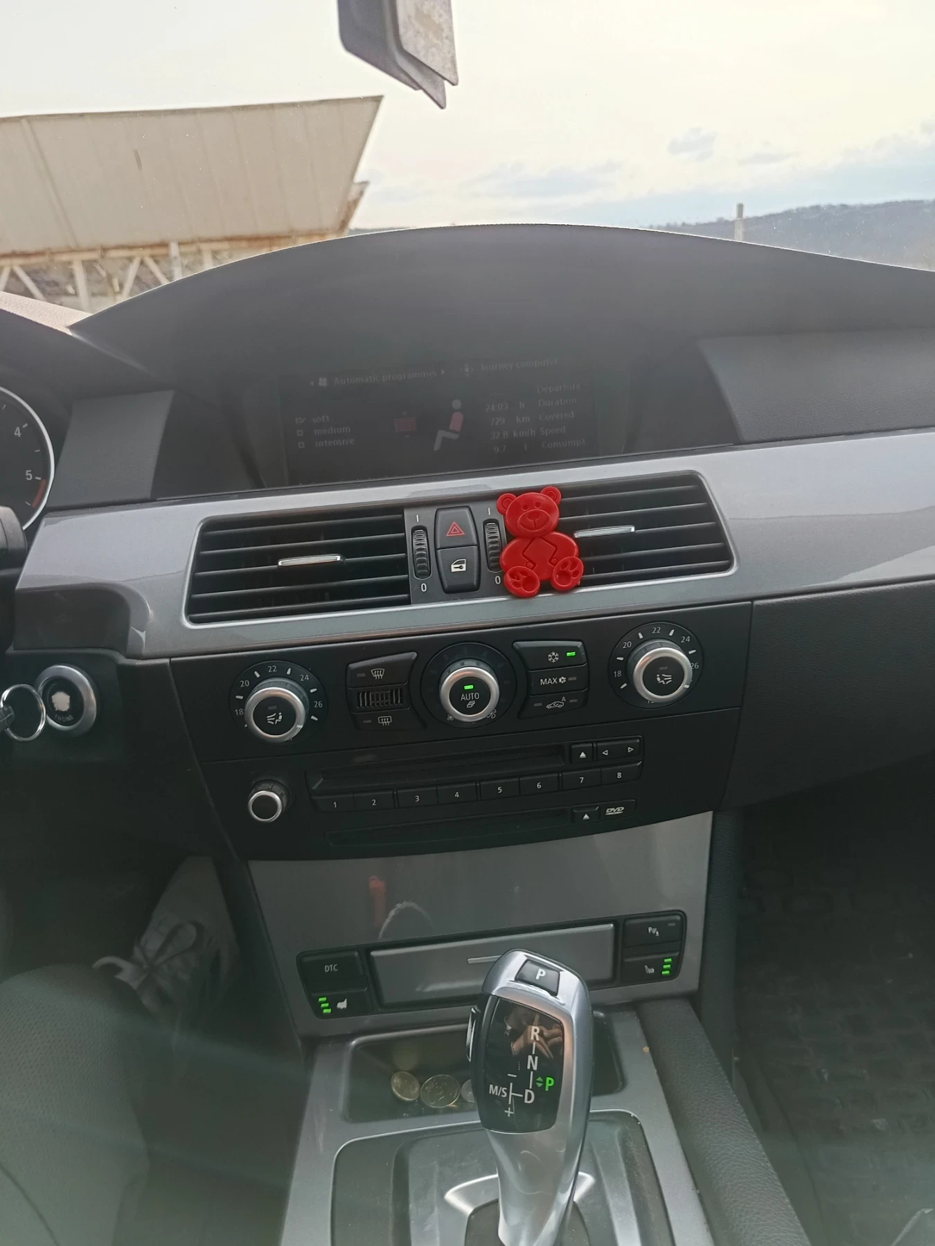 BMW 525, снимка 10 - Автомобили и джипове - 53926633