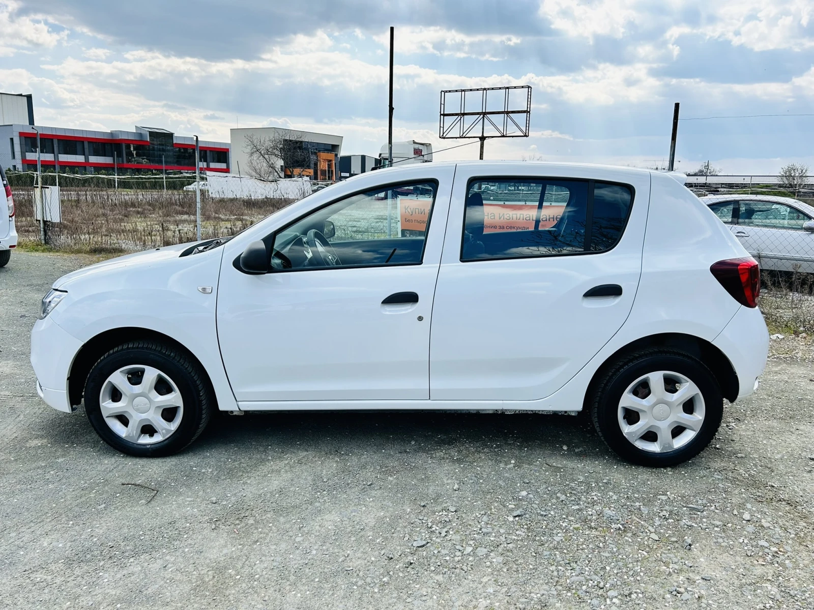 Dacia Sandero 1.5dCi* Face* Klima* S&S, снимка 2 - Автомобили и джипове - 54016658