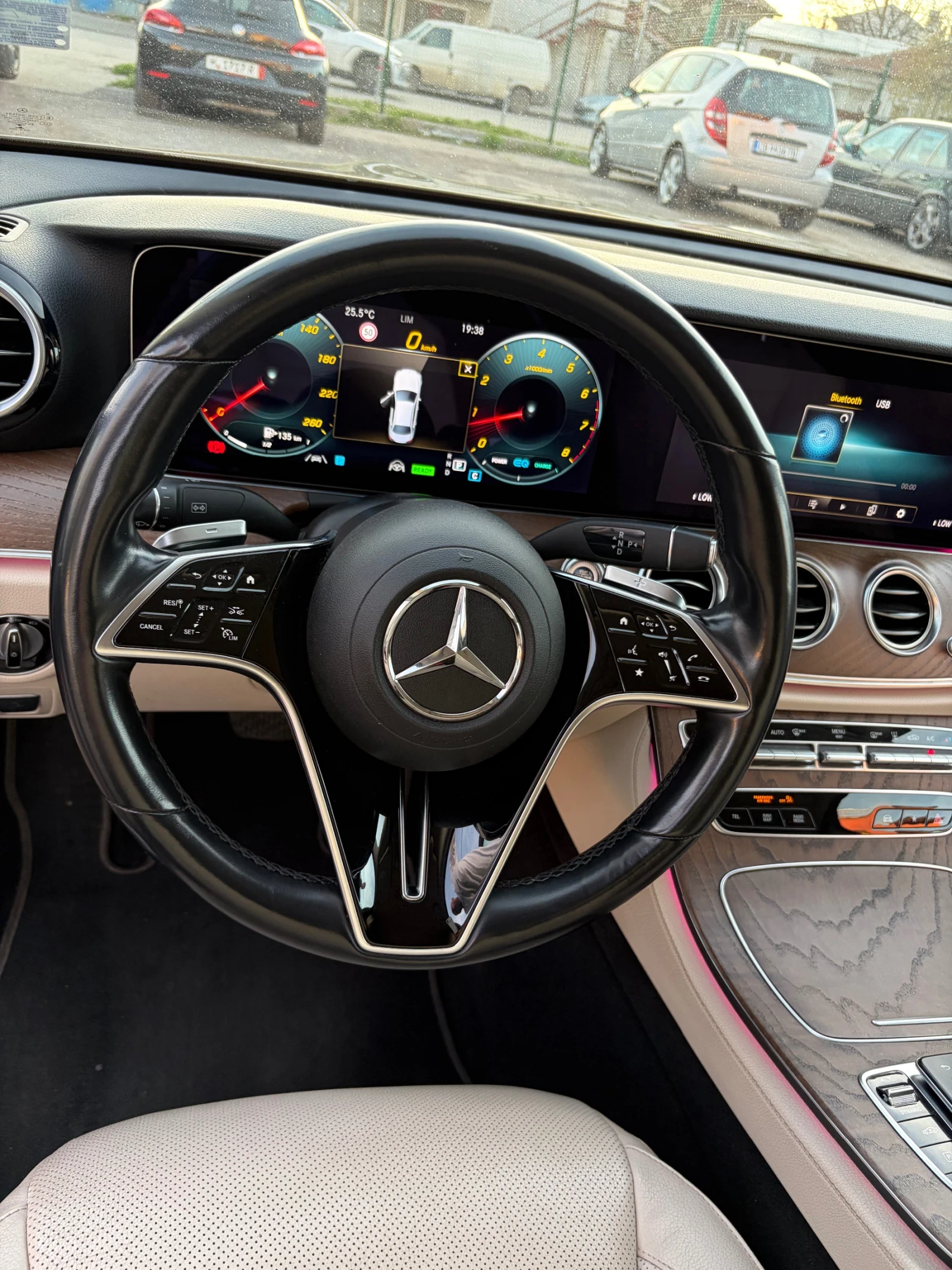 Mercedes-Benz E 450, снимка 12 - Автомобили и джипове - 54116173