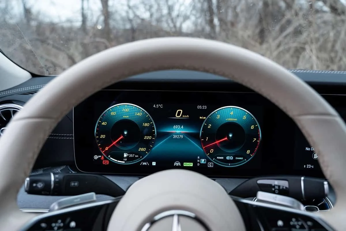 Mercedes-Benz CLS 450 4MATIC* DISTRONIC* BURMESTER* ОБДУХВАНЕ* , снимка 7 - Автомобили и джипове - 54168908