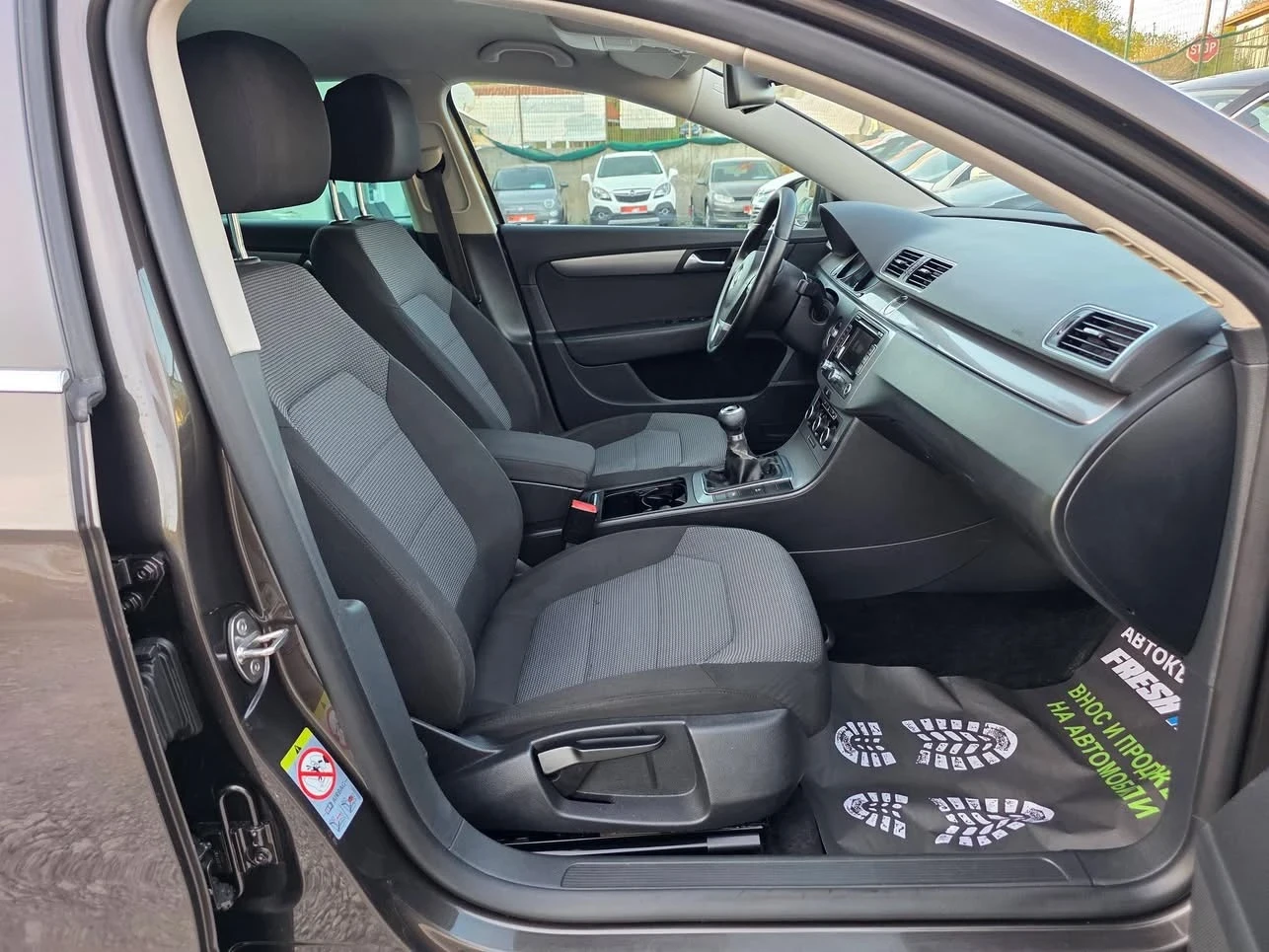 VW Passat 2.0TDI 140K.C. / ��������� / ����� / ��������  | Mobile.bg � ����������� 10