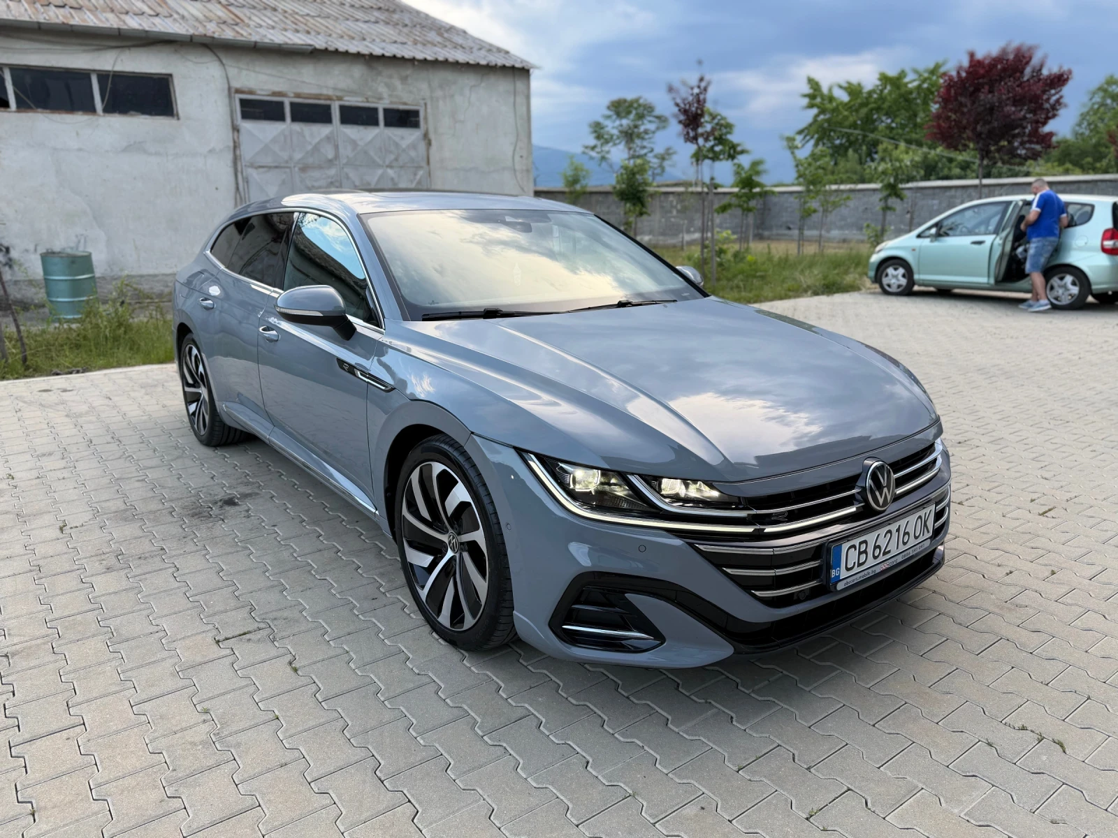 VW Arteon Shooting Brake 2.0TDI 4Motion R-Line, снимка 5 - Автомобили и джипове - 54840149